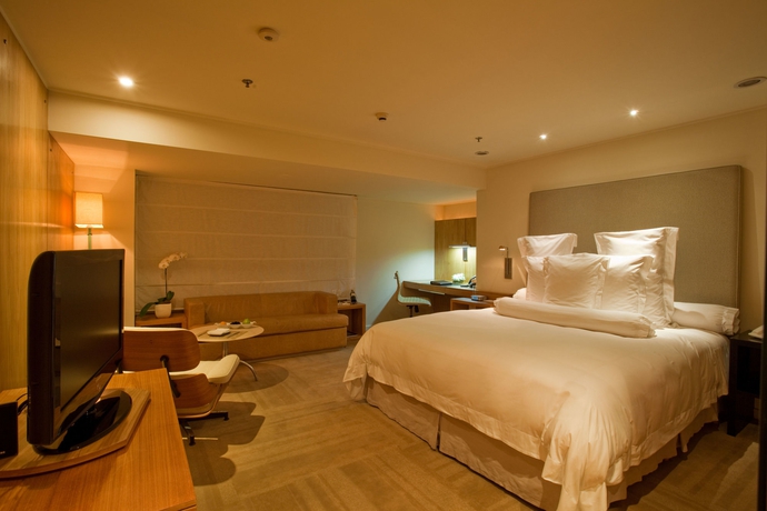 Imagen de la habitación del Hotel Emiliano. Foto 11