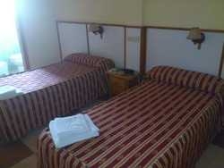 Imagen de la habitación del Hotel Emilio, Punta Umbría. Foto 4