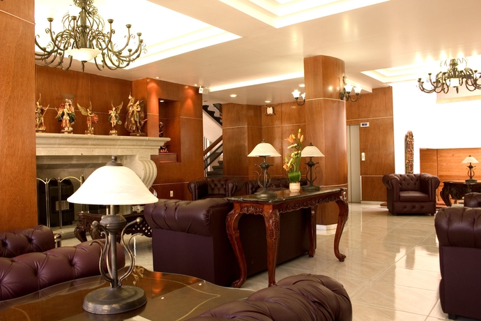 Imagen de los interiores del Hotel Emily. Foto 12