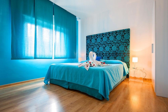 Imagen general del Hotel Emily Suites, Sorrento. Foto 11