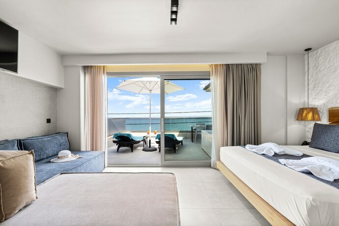 Imagen de la habitación del Hotel Emily\'s Luxury Suites. Foto 14