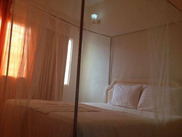 Imagen de la habitación del Hotel Eminence, Kigali. Foto 13