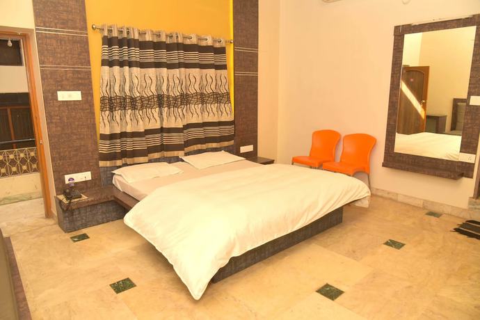 Imagen de la habitación del Hotel Eminence - Palm Residency. Foto 18