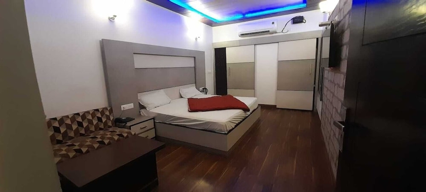 Imagen de la habitación del Hotel Eminent, Agra. Foto 11