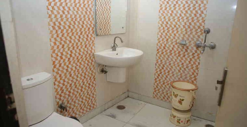 Imagen de la habitación del Hotel Eminent, Agra. Foto 14