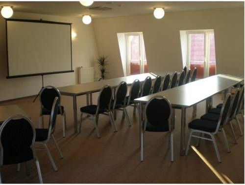 Imagen general del Hotel Eminent. Foto 17