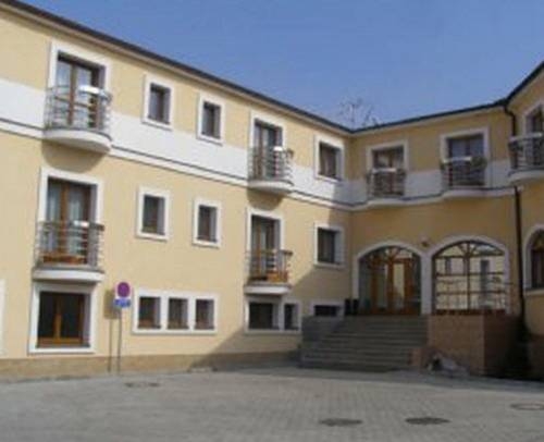 Imagen general del Hotel Eminent. Foto 12