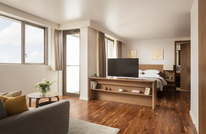 Imagen de la habitación del Hotel Emion Phnom Penh. Foto 5