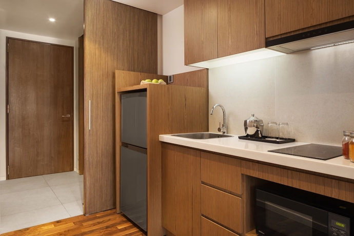 Imagen de la habitación del Hotel Emion Phnom Penh. Foto 11