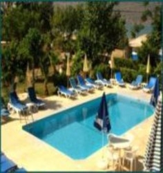 Imagen de la piscina del Hotel Emir, Adrasan. Foto 4
