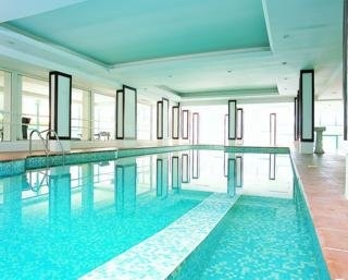 Imagen de la piscina del Hotel Emir Garden. Foto 7
