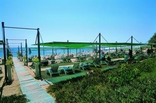 Imagen de los exteriores del Hotel Emir Garden. Foto 5