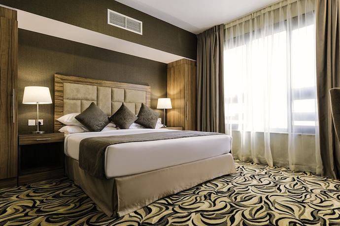 Imagen general del Hotel Emirates Plaza, Abu Dhabi. Foto 1