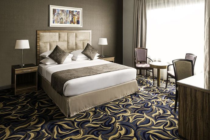 Imagen de la habitación del Hotel Emirates Plaza, Abu Dhabi. Foto 15