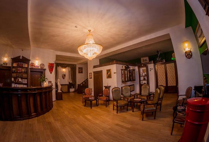 Imagen de los interiores del Hotel Emire. Foto 8