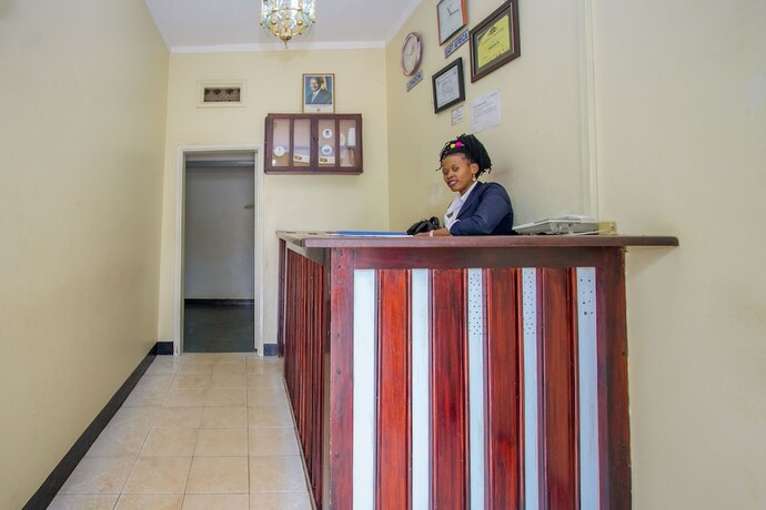 Imagen general del Hotel Emirina Travel. Foto 4