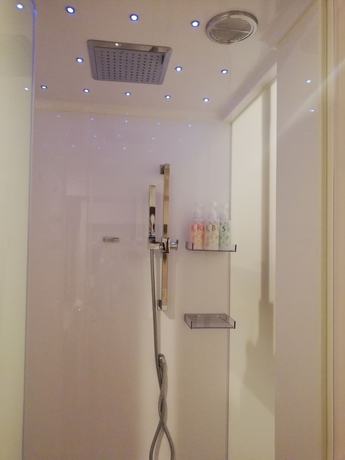 Imagen de la habitación del Hotel Emit Ueno. Foto 3