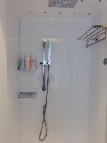 Imagen de la habitación del Hotel Emit Ueno. Foto 18