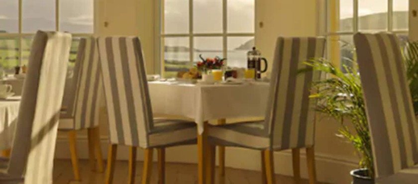 Imagen del bar/restaurante del Hotel Emlagh House. Foto 8