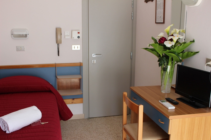 Imagen de la habitación del Hotel Emma, Cattolica. Foto 12
