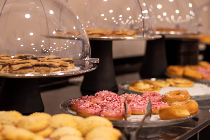 Imagen del bar/restaurante del Hotel Emma Fiera. Foto 6