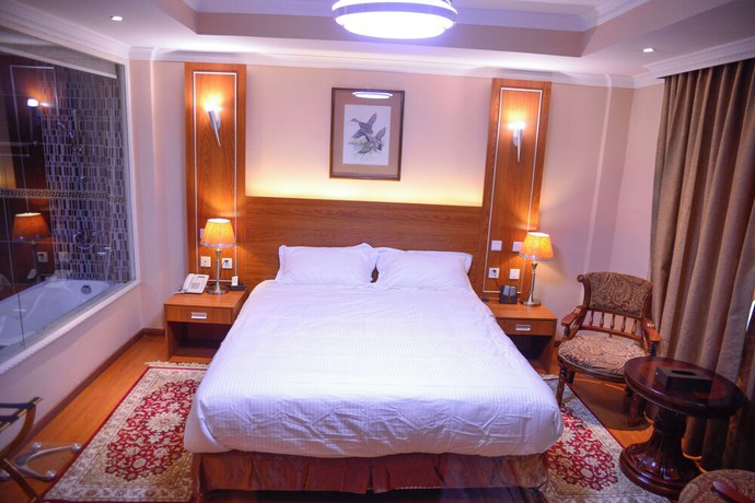 Imagen de la habitación del Hotel Emmad Apartment. Foto 13