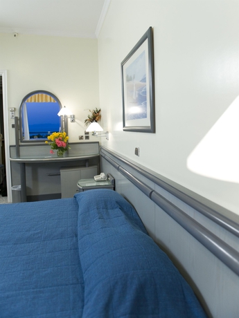 Imagen de la habitación del Hotel Emmantina. Foto 7