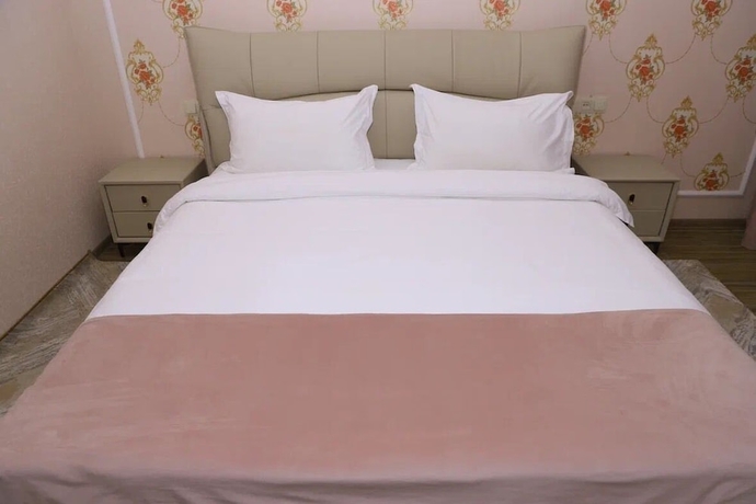 Imagen de la habitación del Hotel Emmanuel Yerevan. Foto 10