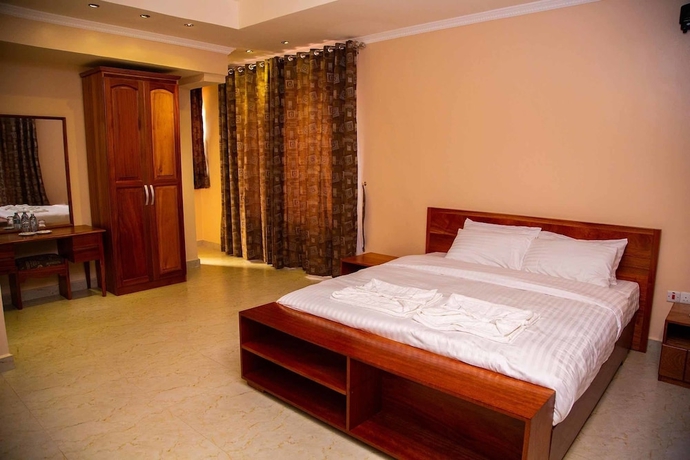 Imagen de la habitación del Hotel Emmaus Guest House. Foto 9