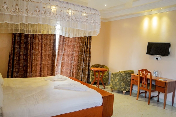 Imagen de la habitación del Hotel Emmaus Guest House. Foto 10