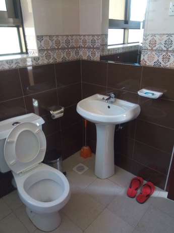 Imagen de la habitación del Hotel Emmaus Guest House. Foto 15