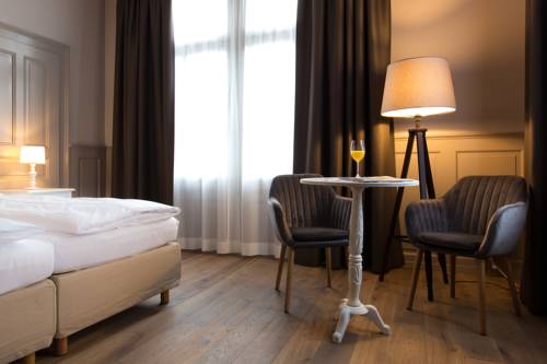 Imagen de la habitación del Hotel Emmental. Foto 9