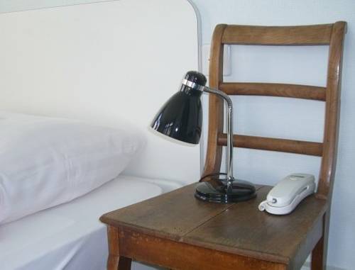 Imagen de la habitación del Hotel Emmental. Foto 16