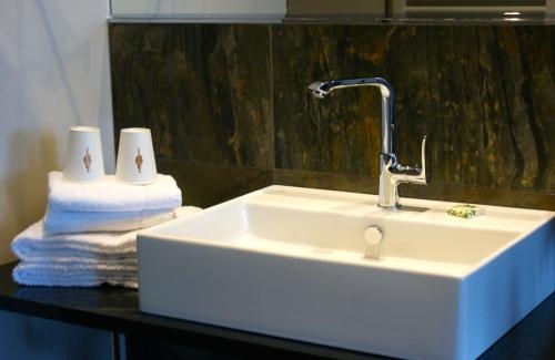 Imagen de la habitación del Hotel Emmerich G&ouml;rlitz. Foto 10