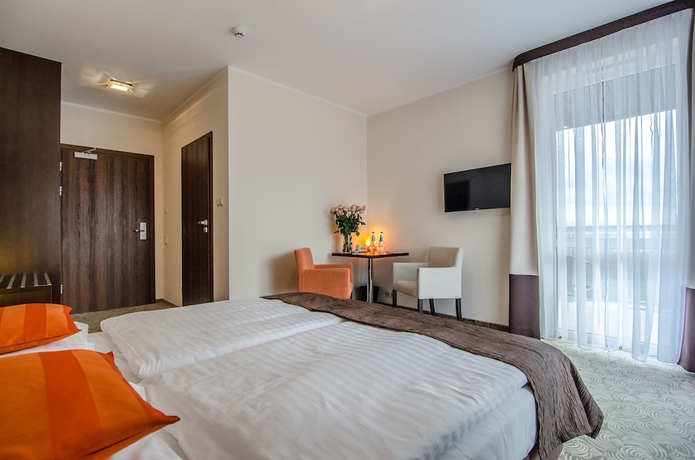 Imagen de la habitación del Hotel Emocja Spa. Foto 10