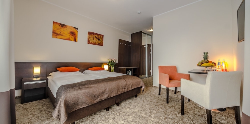 Imagen de la habitación del Hotel Emocja Spa. Foto 11