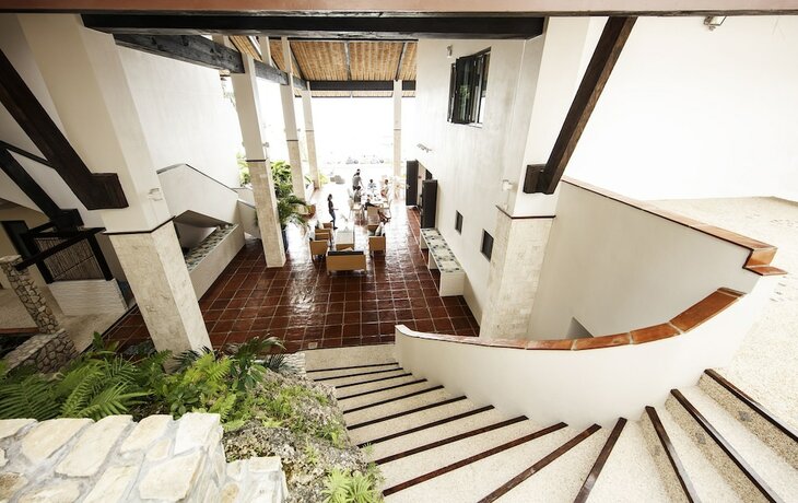 Imagen de los interiores del Hotel Emoha Dive Resort. Foto 17
