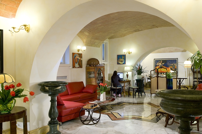 Imagen de los interiores del Hotel Emona Aquaeductus. Foto 13