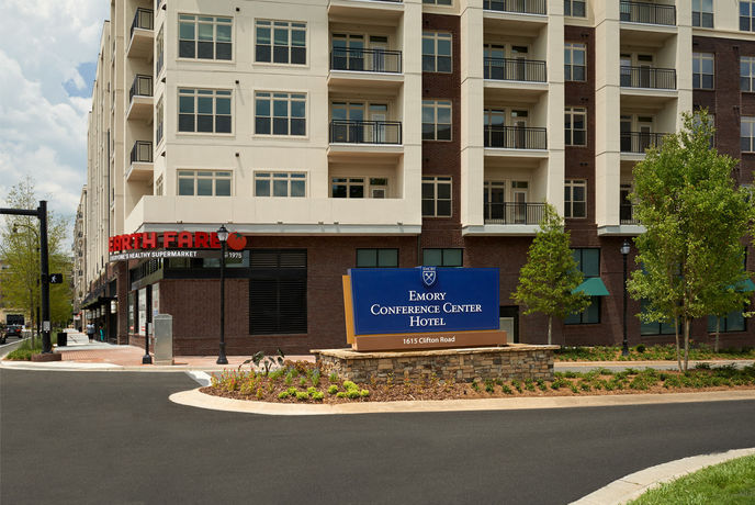 Imagen de los interiores del Hotel Emory Conference Center. Foto 15
