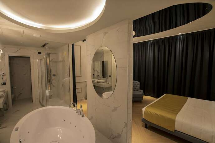 Imagen general del Hotel Emotional Grand Motel. Foto 3