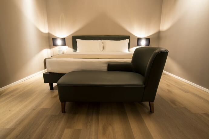 Imagen de la habitación del Hotel Emotional Grand Motel. Foto 19