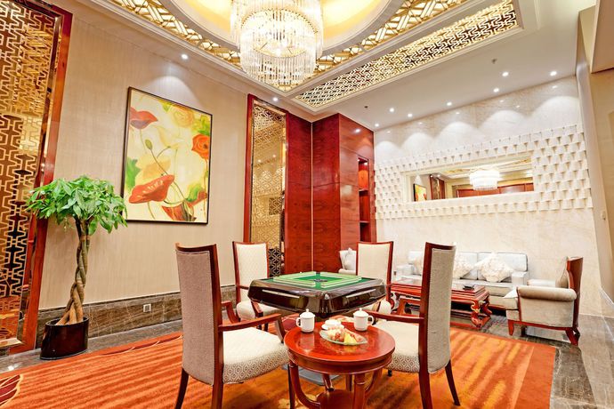 Imagen de los interiores del Hotel Empark Grand Hangzhou Bay Ningbo. Foto 15