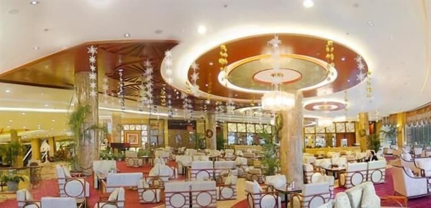 Imagen del bar/restaurante del Hotel Empark Grand Hotel. Foto 8