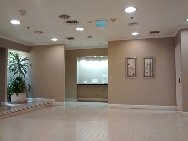 Imagen de los interiores del Hotel Emperador Buenos Aires. Foto 13