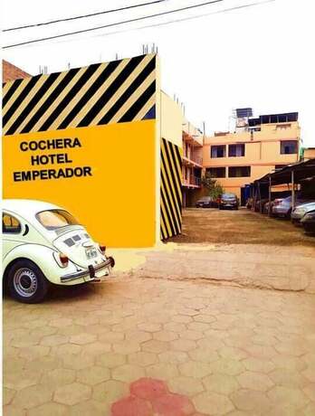 Imagen general del Hotel Emperador, Chiclayo. Foto 2