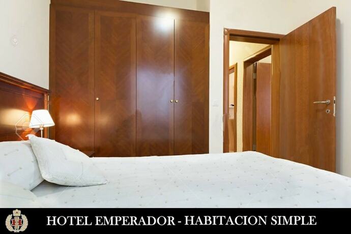 Imagen de la habitación del Hotel Emperador, Chiclayo. Foto 8