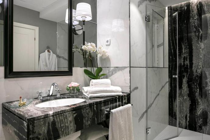 Imagen de la habitación del Hotel Emperador, Gran V&iacute;a. Foto 10