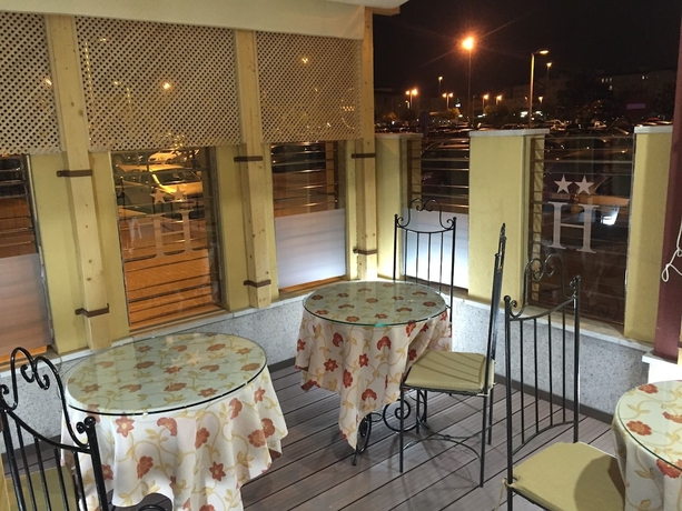 Imagen del bar/restaurante del Hotel Emperador Maximiano Herculeo. Foto 3