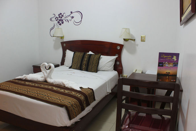 Imagen de los interiores del Hotel Emperador Terraza. Foto 14