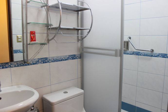 Imagen de la habitación del Hotel Emperador Terraza. Foto 7